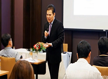 ดร.ชิตพงษ์  อัยสานนท์
ประธานหลักสูตรปริญญามหาบัณฑิต
สาขาวิชาการจัดการโลจิสติกส์และซัพพลายเชน
เป็นวิทยากรในงานประชุมเรื่อง LOGISTICS &
SUPPLY CHAIN RISK MANAGEMENT CONFERENCE
2018 ในวันที่ 30 มีนาคม 2561 ณ โรงแรม
แกรด์เซ็นเตอร์พอยต์ ราชดำริ
กรุมเทพมหานคร