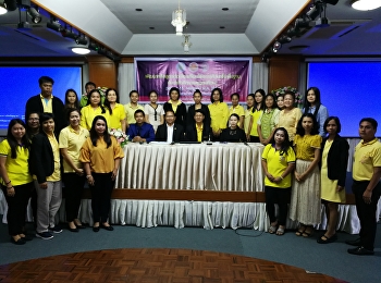 คณาจารย์วิทยาลัยโลจิสติกส์และซัพพลายเชน
เป็นวิทยากรบรรยายให้ความรู้ เรื่อง
พัฒนาหลักสูตรต่อเนื่องเชื่อมโยงการศึกษาขั้นพื้นฐานกับอาชีวศึกษาและอุดมศึกษา
วันอาทิตย์ที่ 15 กรกฎาคม 2561 ณ โรงแรม
ไอเฟล อินน์ อำเภอเมือง จังหวัดระนอง