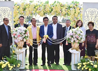 วันที่ 13 ธันวาคม 2561 ผศ.ดร.คมสัน
โสมณวัตร
รักษาราชการแทนผู้อำนวยการศูนย์การศึกษาจังหวัดนครปฐม
มหาวิทยาลัยราชภัฏสวนสุนันทา ผู้บริหาร
คณาจารย์ และเจ้าหน้าที่ ได้เข้าร่วม
“พิธีเปิดถนนทางเข้าศูนย์การศึกษาจังหวัดนครปฐม”