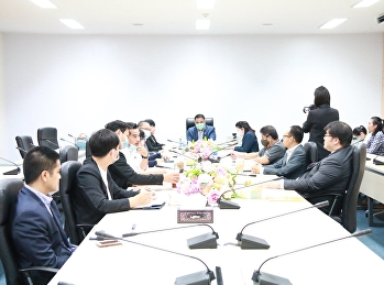 ผู้ช่วยศาสตราจารย์ ดร.คมสัน โสมณวัตร
คณบดีวิทยาลัยโลจิสติกส์และซัพพลายเชน
กล่าวเปิดโครงการเตรียมความพร้อมการรับการตรวจประเมินคุณภาพการศึกษาภายใน
หลักสูตรบริหารธุรกิจบัณฑิต
สาขาวิชาการจัดการโลจิสติกส์
ประจำปีการศึกษา 2562