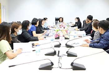 อาจารย์สุดารัตน์ พิมลรัตนกานต์
รองคณบดีฝ่ายแผนงานและประกันคุณภาพ
เป็นประธานต้อนรับและรับการประเมินจากคณะกรรมการการตรวจประเมินคุณภาพการศึกษาภายใน
ประจำปีการศึกษา 2562