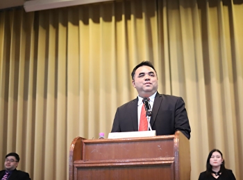 ผู้ช่วยศาสตราจารย์ ดร.คมสัน โสมณวัตร
คณบดีวิทยาลัยโลจิสติกส์และซัพพลายเชน
มหาวิทยาลัยราชภัฏสวนสุนันทา
เป็นประธานกล่าวให้โอวาทแสดงความยินดีแก่นักศึกษาที่กำลังจะสำเร็จการศึกษา
และมอบเกียรติบัตรนักศึกษาที่มีผลการเรียนดี
ในกิจกรรมปัจฉิมนิเทศนักศึกษา