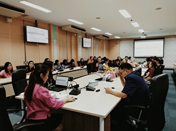 อาจารย์ ดร.ฉัตรรัตน์ โหตระไวศยะ
รักษาราชการแทนคณบดีวิทยาลัยโลจิสติกส์และซัพพลายเชน
 มรภ.สวนสุนันทา วิทยาเขตนครปฐม
เป็นประธานประชุมชี้แจงเรื่องแบบประเมินผลการปฏิบัติราชการ
ปีงบประมาณ พ.ศ. 2564