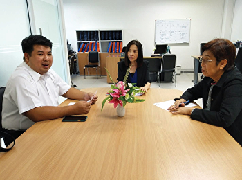 อาจารย์อนุช นามภิญโญ
หัวหน้าแขนงวิชาการจัดการธุรกิจค้าปลีก
เป็นประธานประชุมคณาจารย์ประจำหลักสูตร
เพื่อถ่ายทอดนโยบายผู้บริหาร