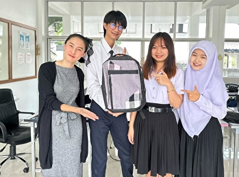 นักศึกษาศูนย์ชลบุรี...คว้ารางวัลชนะเลิศ
!!