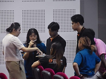 Logistics Management branch Prepare for
the logistics academic exhibition “Past,
Present, Future” by third-year logistics
management students, class 64, to be
held between 13-14 June 2024.