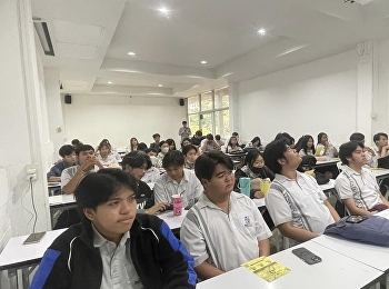 ฝ่ายกิจการนักศึกษานำโดย อาจารย์ ชลธิชา
จันทร์แสง
ประจำสาขาหลักสูตรการจัดการโลจิสติกส์และซัพพลายเชน
(ระบบการศึกษาทางไกล) ได้แนะแนวการศึกษา ณ
วิทยาลัยเทคโนโลยีสหะพาณิชย์บริหารธุรกิจ
กรุงเทพมหานคร